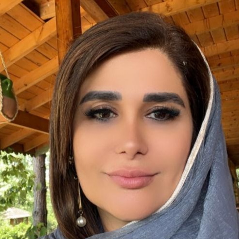 راضیه  صداقتی